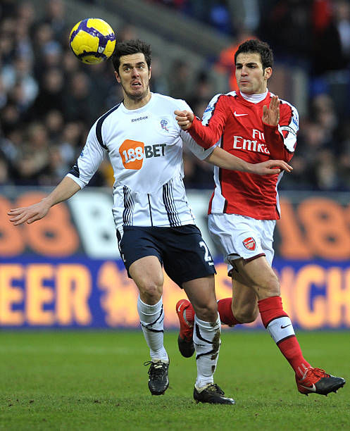 也通过具体 也通过具体