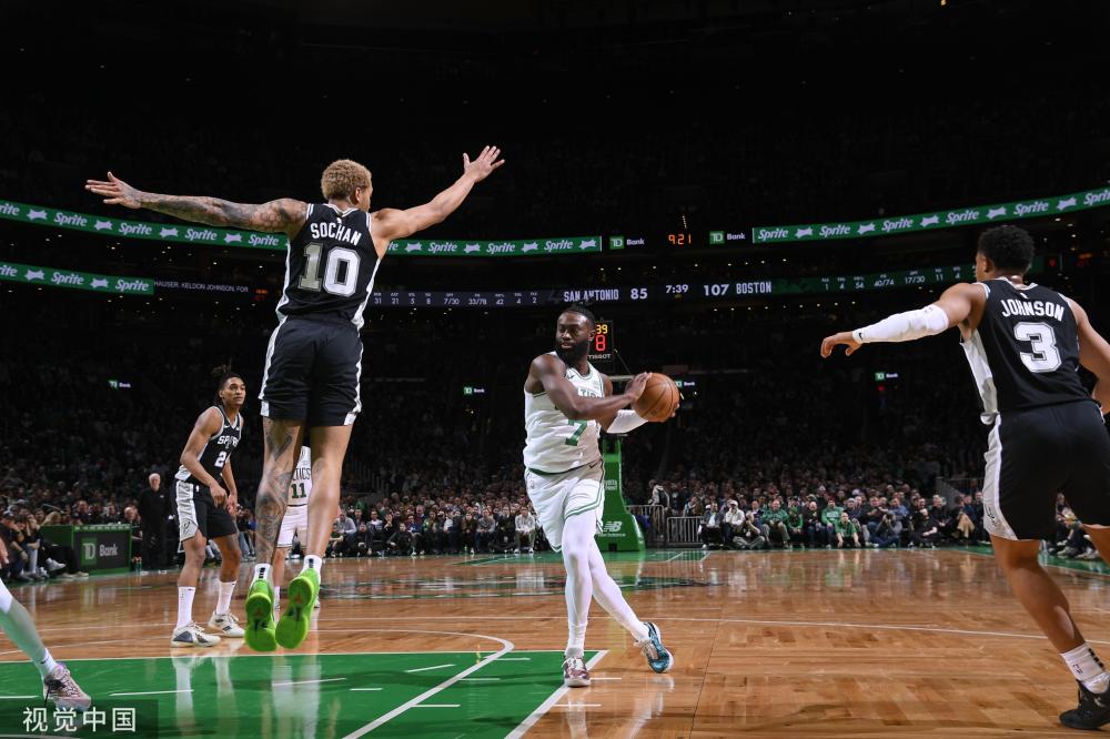 上争取有利 上争取有利